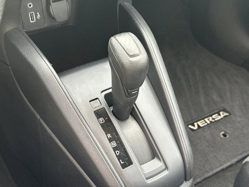 Used 2024 Nissan Versa S w/ Trunk Package image 28