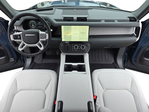 New 2026 Land Rover Defender 110 X-Dynamic SE image 9