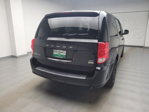 Used 2019 Dodge Grand Caravan GT FWD image 7