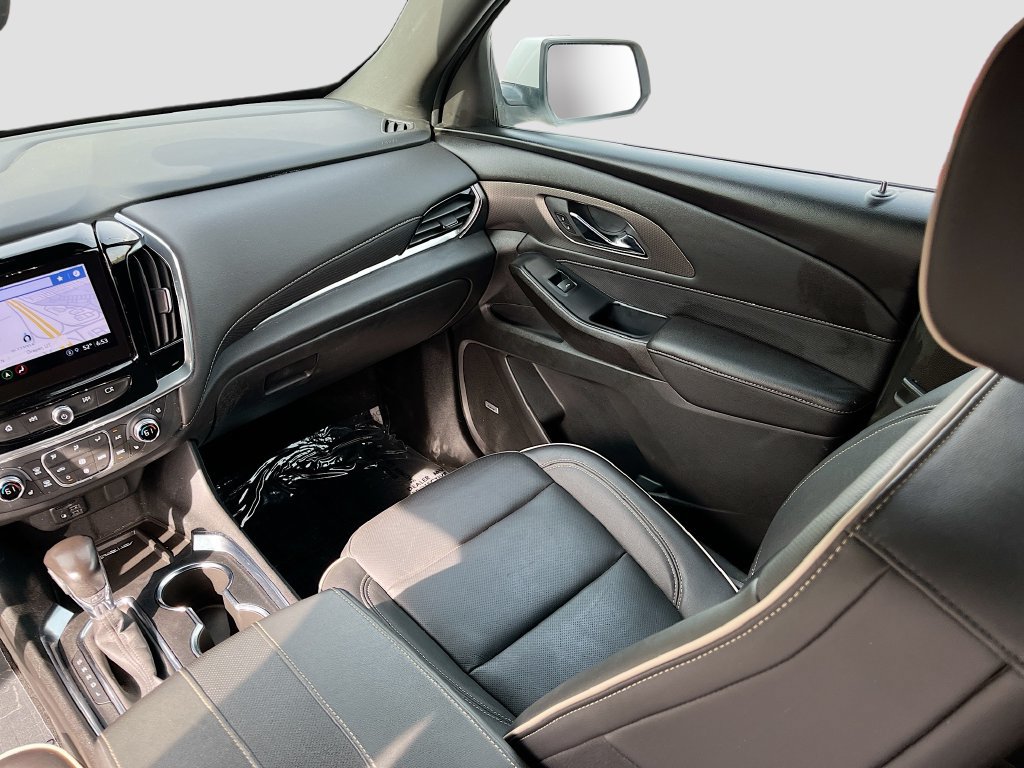 Used 2022 Chevrolet Traverse Premier AWD/4WD image 25