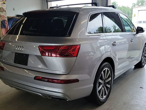 Used 2019 Audi Q7 3.0T Premium w/ Convenience Package AWD/4WD image 3