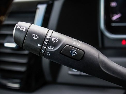 Used 2024 GMC Sierra 1500 AT4 w/ Technology Package image 26