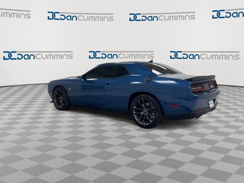 Used 2022 Dodge Challenger R/T Scat Pack RWD image 6