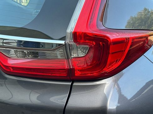 Used 2017 Honda CR-V LX image 10
