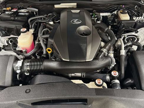 Used 2019 Lexus IS 300 RWD image 34