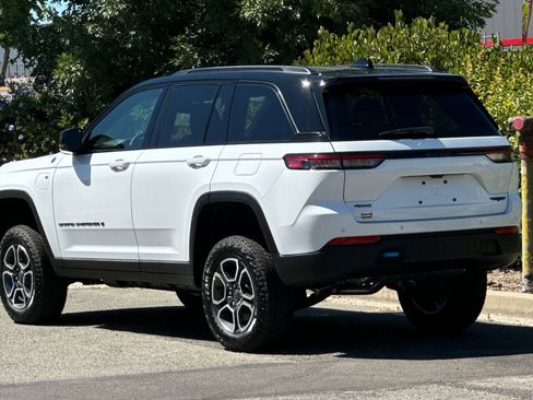 New 2023 Jeep Grand Cherokee Trailhawk image 5