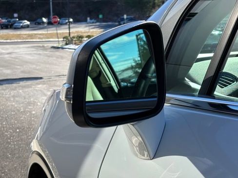 Used 2017 Buick Encore Premium w/ Experience Buick Package image 12