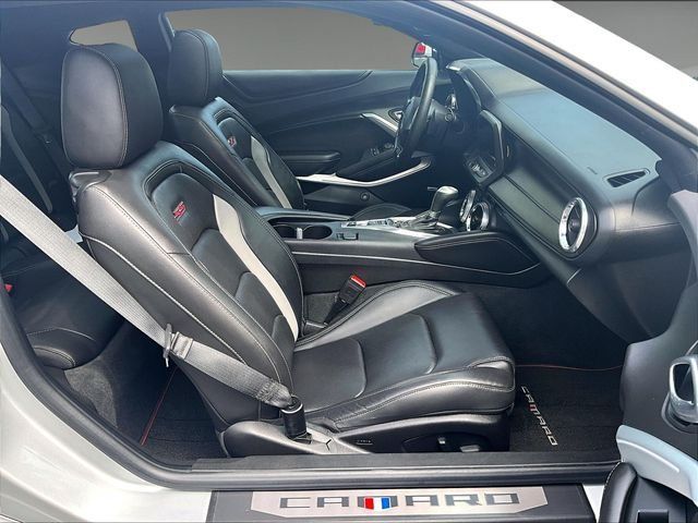 Used 2018 Chevrolet Camaro SS w/ Redline Edition RWD image 7