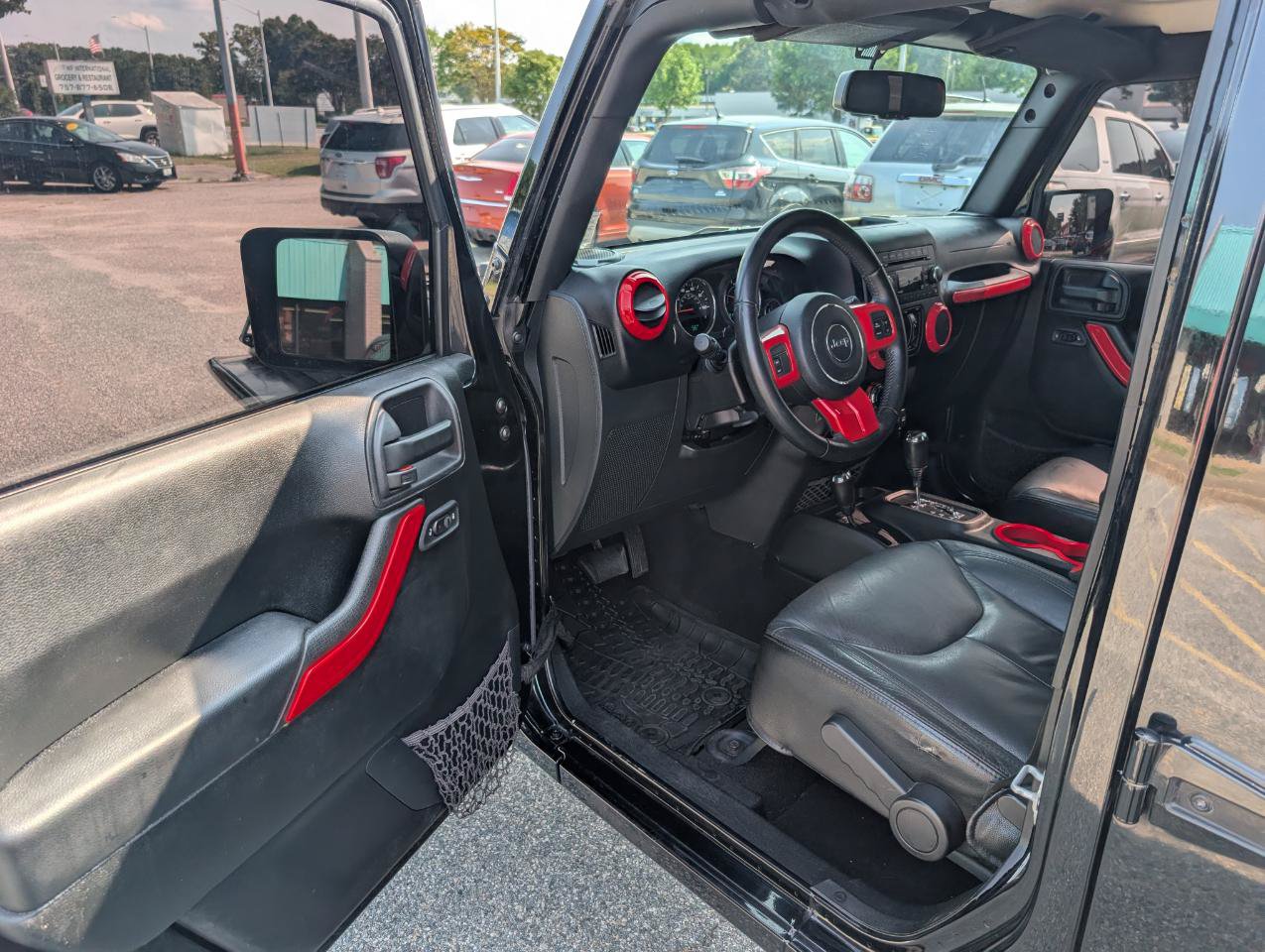 Used 2016 Jeep Wrangler Unlimited Sport w/ Quick Order Package 24S AWD/4WD image 13