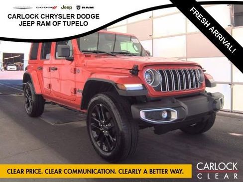 Used 2025 Jeep Wrangler Sahara w/ Safety Group image 3