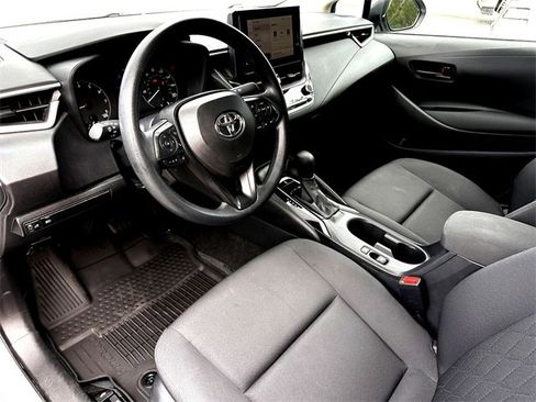 Used 2024 Toyota Corolla LE image 14