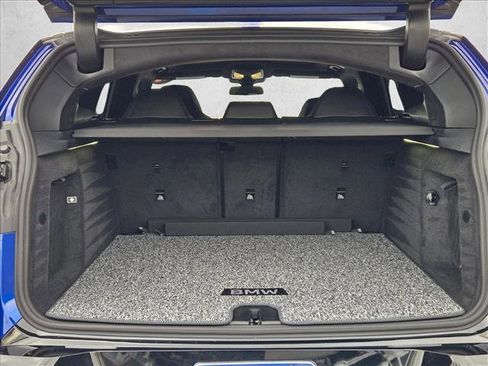 Used 2025 BMW XM w/ M Driver's Package image 6