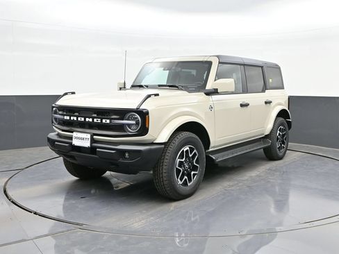 New 2026 Ford Bronco Outer Banks AWD/4WD image 30