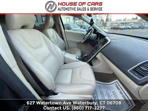 Used 2015 Volvo XC60 T6 Premier Plus image 31