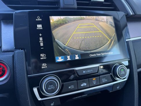 Used 2016 Honda Civic Touring image 13