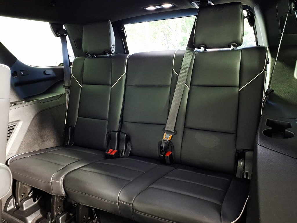 Used 2024 Cadillac Escalade Sport w/ LPO, ONYX Package AWD/4WD image 9