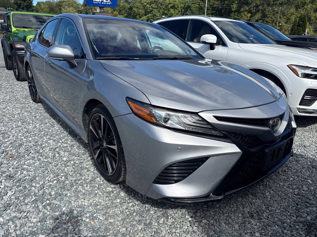 Used 2019 Toyota Camry XSE w/ Driver Assist Package FWD image 2
