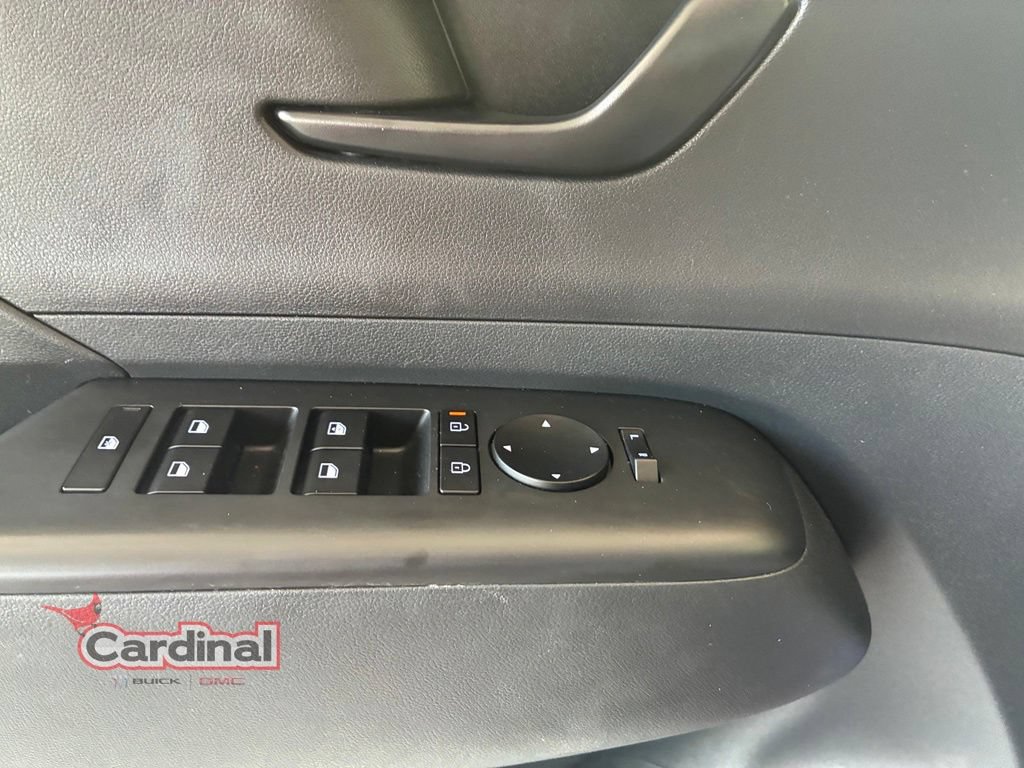 Used 2025 Hyundai Kona SEL FWD image 13