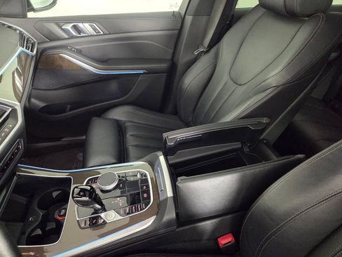 Used 2022 BMW X5 xDrive45e w/ Premium Package AWD/4WD image 21