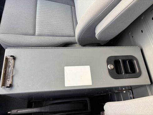 Used 2018 Ford Transit 250 148 Low Roof image 32