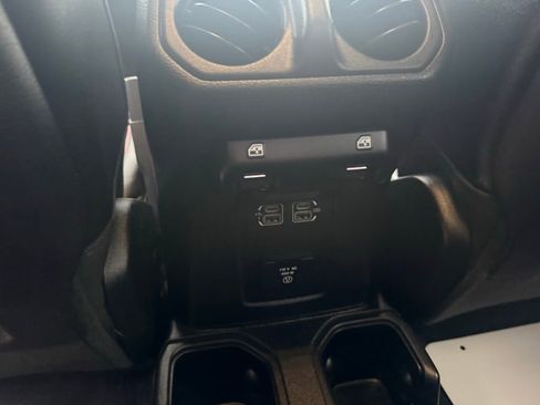 Used 2020 Jeep Gladiator Rubicon image 26