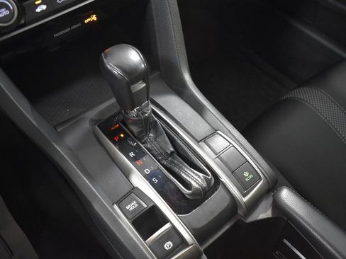 Used 2020 Honda Civic Sport image 22