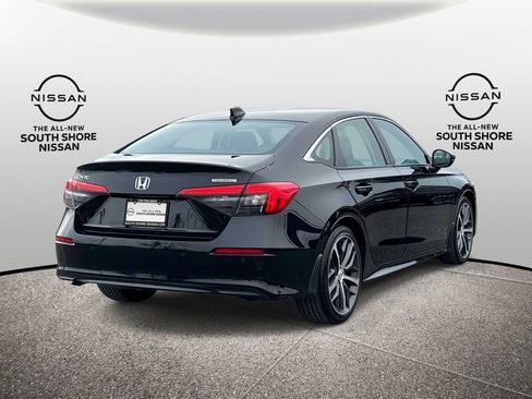 Used 2024 Honda Civic Touring image 6