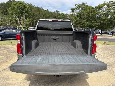 Used 2022 Chevrolet Silverado 1500 RST AWD/4WD image 18