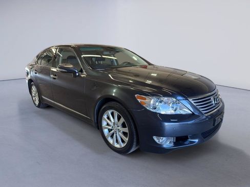 Used 2011 Lexus LS 460 AWD w/ Comfort Pkg image 1