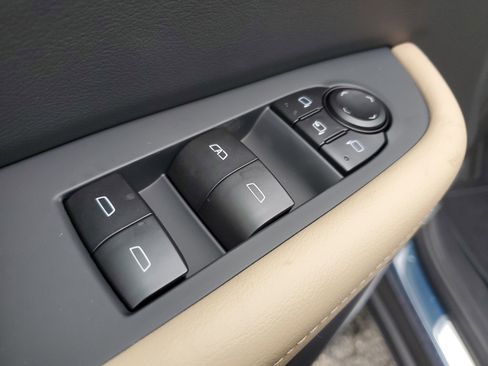 New 2026 Buick Enclave Preferred w/ Power Package image 18