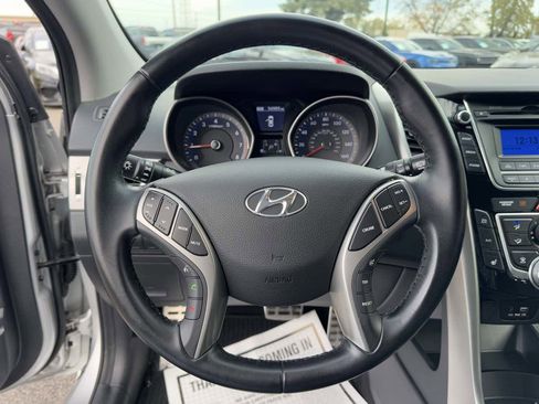Used 2016 Hyundai Elantra GT w/ Option Group 02 image 12