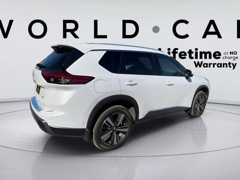 Used 2024 Nissan Rogue SL w/ SL Premium Package image 7