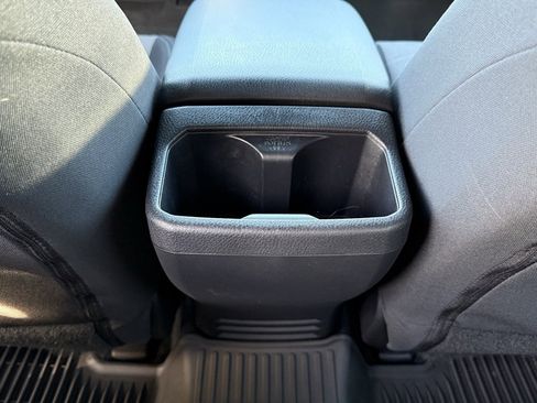 Used 2022 Toyota Tacoma TRD Off-Road image 34