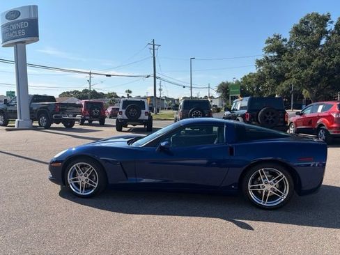Used 2007 Chevrolet Corvette Coupe RWD image 5
