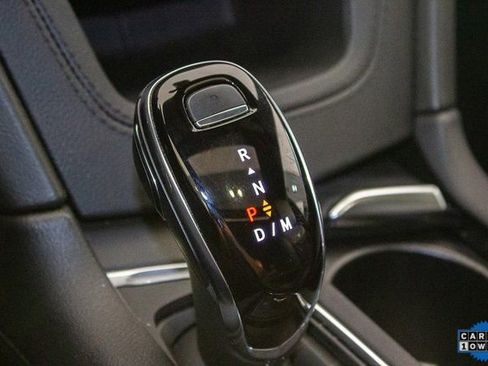 Certified 2025 Cadillac XT5 Premium Luxury image 34