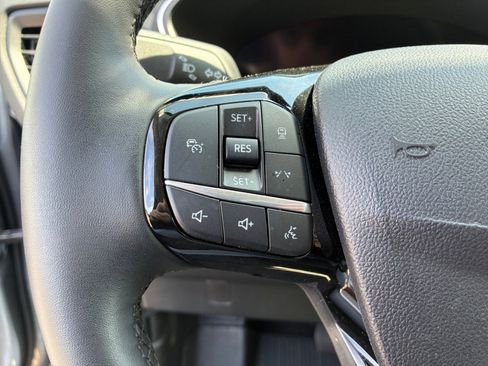 Used 2024 Ford Escape SE w/ PHEV Premium Package FWD image 15