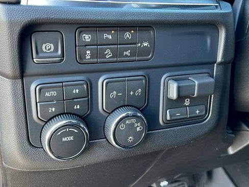 New 2026 Chevrolet Tahoe LS w/ LPO, Get Active Package image 27