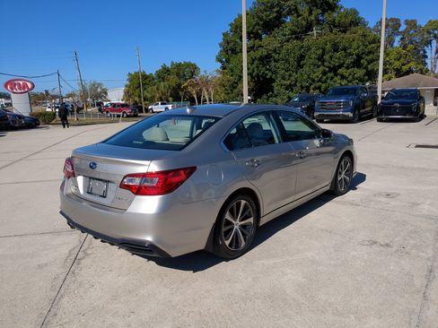 Used 2018 Subaru Legacy 2.5i Limited image 4