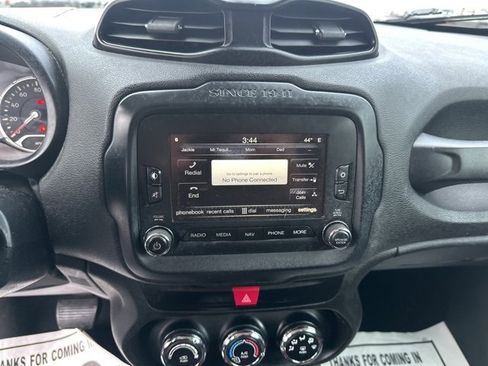 Used 2016 Jeep Renegade Trailhawk image 14