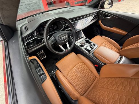 Used 2022 Audi RS Q8 w/ Carbon Optic Package AWD/4WD image 19
