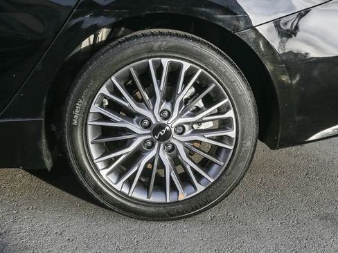 Used 2022 Kia Forte GT-Line w/ GT-Line Premium Package image 12