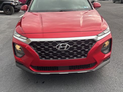 Used 2020 Hyundai Santa Fe SE image 9