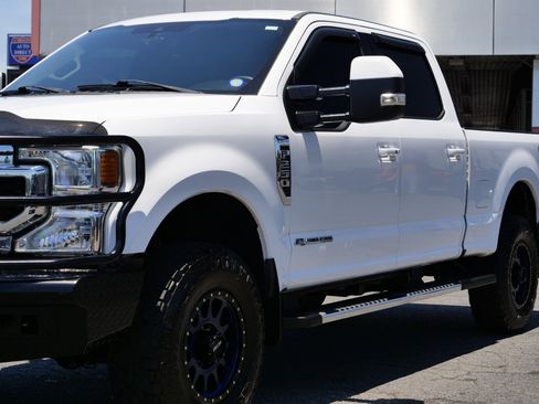 Used 2020 Ford F250 Lariat w/ Lariat Ultimate Package AWD/4WD image 4