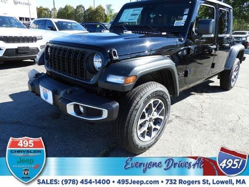 New 2025 Jeep Gladiator Sport image 10