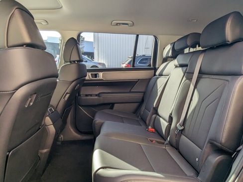 Used 2024 Hyundai Santa Fe XRT image 13