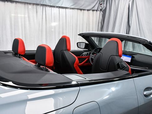 Used 2024 BMW M4 xDrive Competition AWD/4WD image 82
