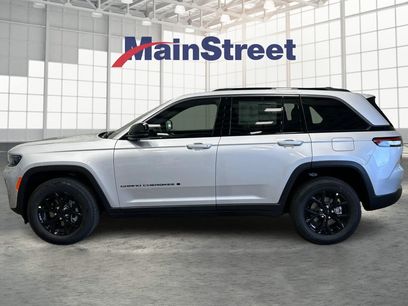 New 2026 Jeep Grand Cherokee Altitude