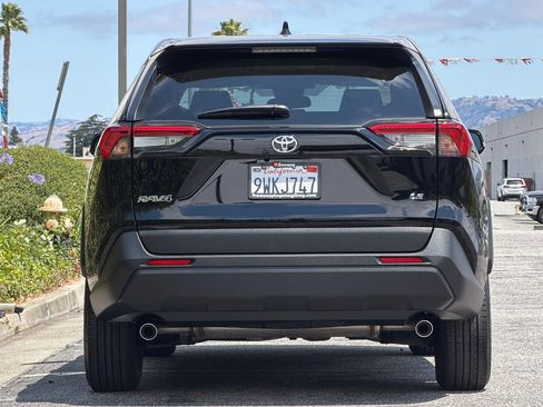 Used 2025 Toyota RAV4 LE FWD image 6