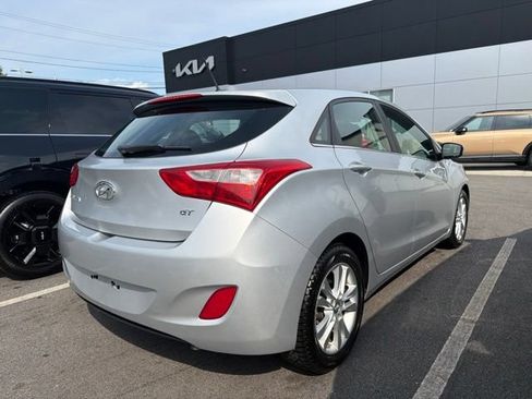 Used 2014 Hyundai Elantra GT FWD image 3