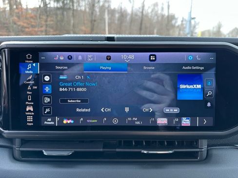 Used 2024 Jeep Wrangler Unlimited Rubicon w/ XTREMEE 35" Tire Package image 19